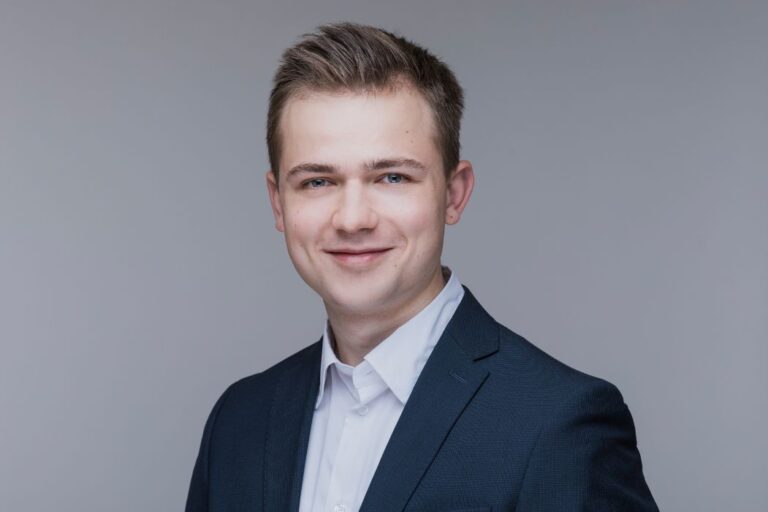 Porträtfoto von Peter Kastellz BSc